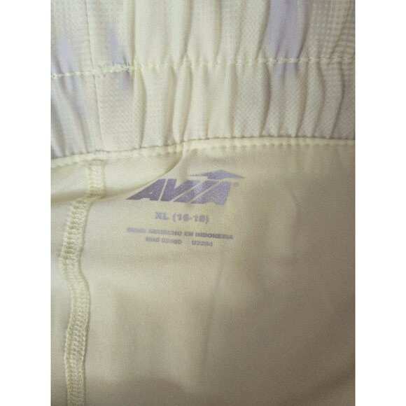 NWT Avia Yellow Women's Running Shorts with Bike Liner Size XL 16-18 - Picture 7 of 8